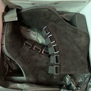 Flexx Suede Black Boots size 9